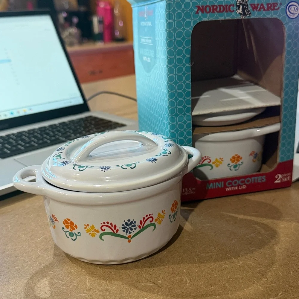 Nordic Ware White Mini Cocottes with Floral Motif bakeware ceramic 2 pc set